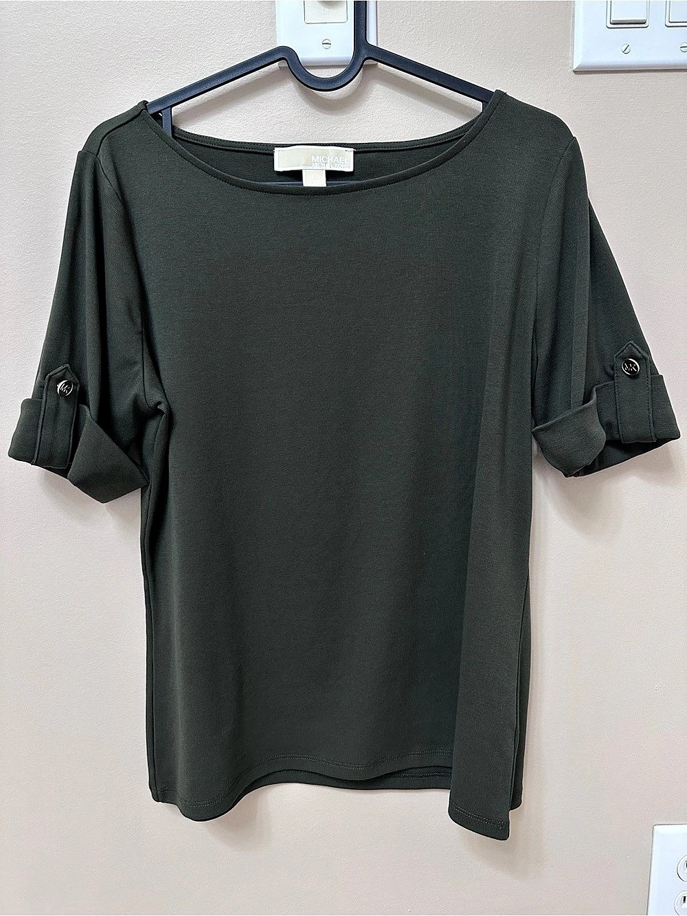 Michael Kors Short Sleeve Top in Green Size Medium Like New